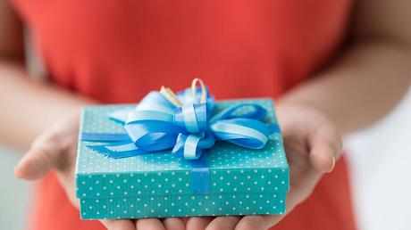 Kleines geschenk zum valentinstag fur frauen