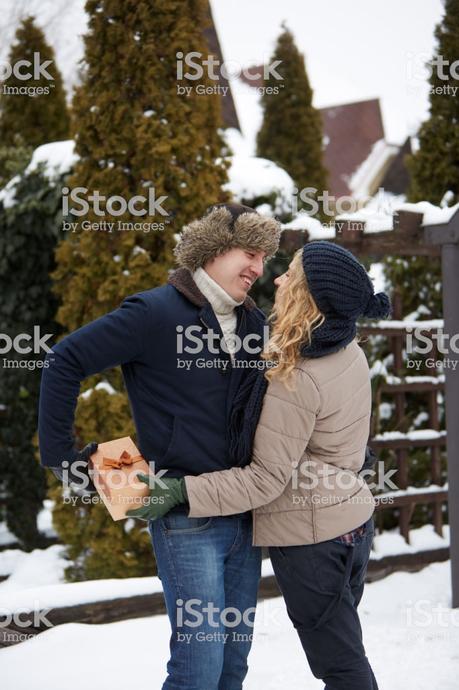 Was schenkt man zum valentinstag seiner freundin