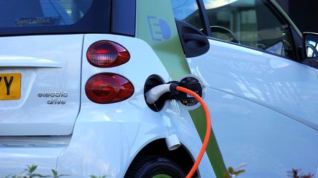 Grünes Licht für höhere Elektroauto-Kaufprämien