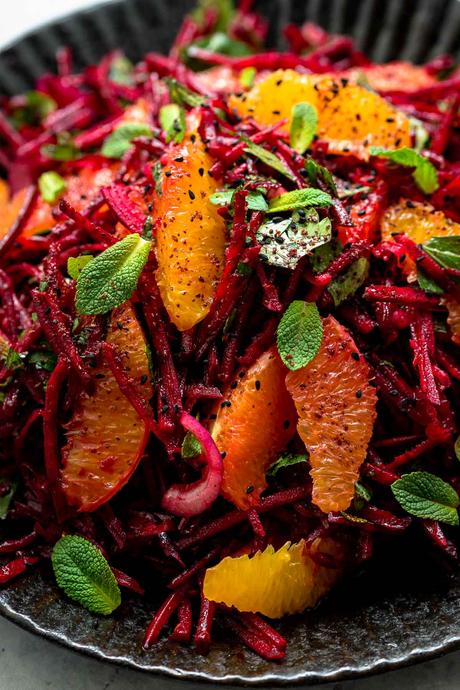 Rote Bete Orangen Salat mit frischen Kräutern