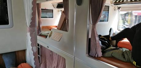 auf dem Weg nach Da Lat im Fernbus