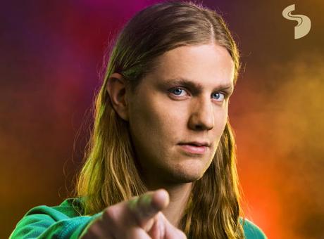 NEWS: Dadi Freyr löst das isländische Ticket für den Eurovision Song Contest 2020