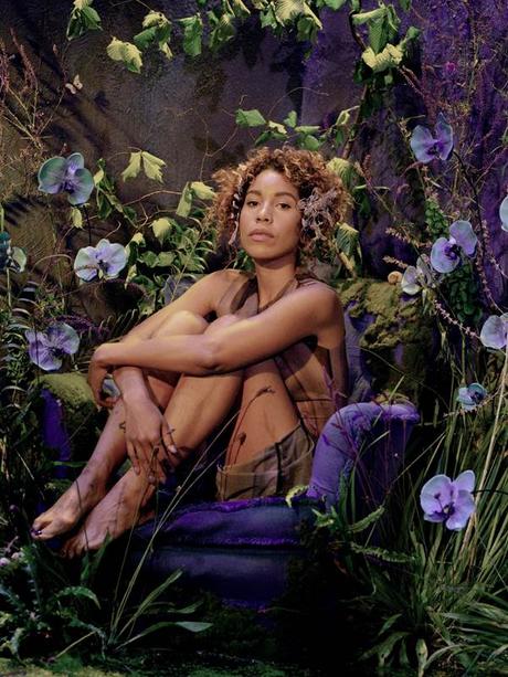 Happy Releaseday: CHARLOTTE DOS SANTOS – „HARVEST TIME“ EP • 2 Videos + Album-Stream