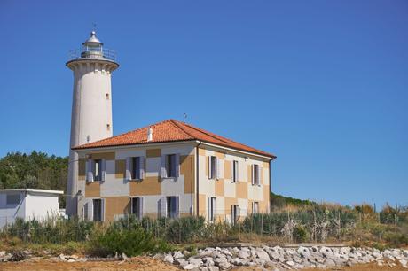 Wassertemperatur Bibione: Leuchtturm Punta Tagliamento auf der venezianischen Seite des Flusses Tagliamento