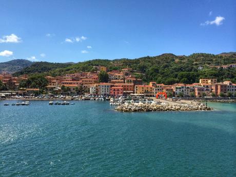 Wassertemperatur Elba: Hafen von Rio Marina an der Ostküste