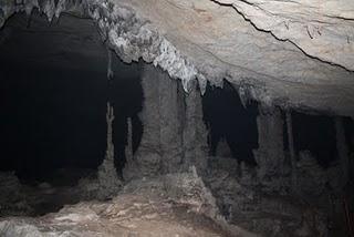 Kong Lo cave