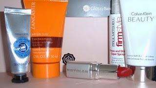 GlossyBox..wer kann denn da bitteschön wiederstehen???