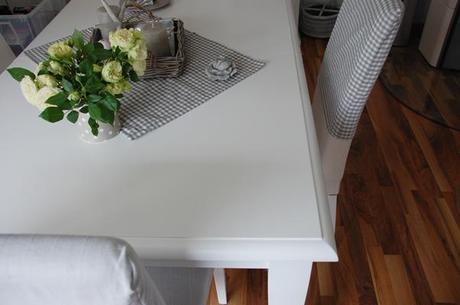Weißer Tisch / White Table