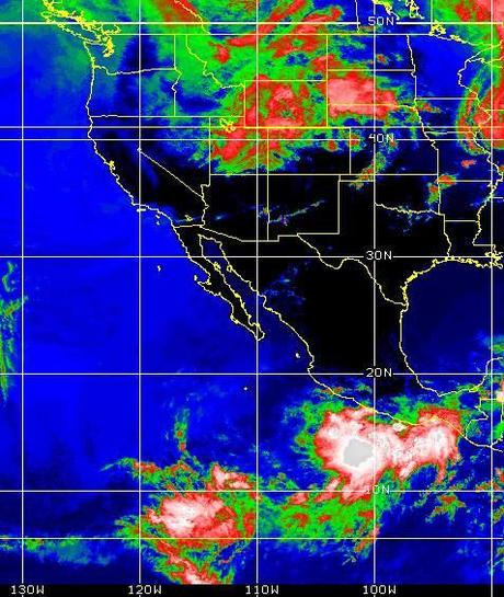 Tropischer Sturm Beatriz vor der Pazifikküste Mexikos