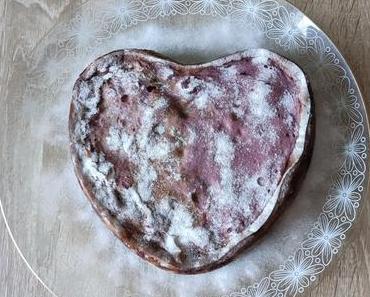Kirsch-Schmand-Kuchen mit Herz
