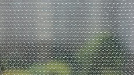 Luftpolsterfolie als Isolation im Gewächshaus