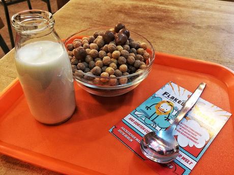 GESCHLOSSEN !!! Flakes Corner – Riesige Auswahl im Cornflakes-Café Berlin