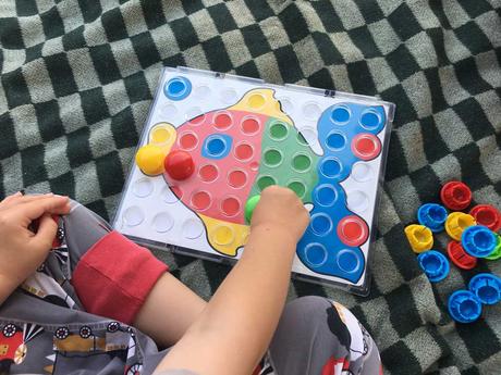 Beste Lernpielzeug für Kinder ab 2 Jahre Fantacolor von Quercetti Farben Steckspiel