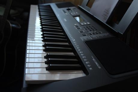 Keyboard Yamaha-PSR E363