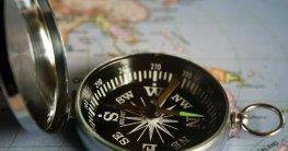 Kompass Test & Vergleich (08/20): Die 5 besten Kompasse