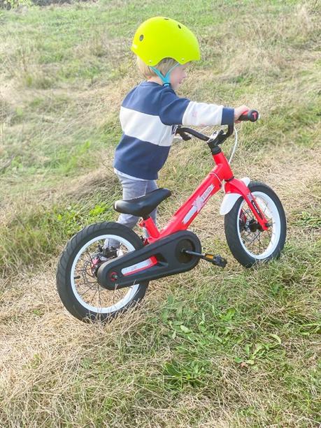 Das SmarTrike Xtend Mg+: Das cleverste Bike für Kinder unter 6