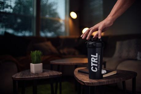 Protein-Shaker mit Pulverfach: Test & Vergleich (03/2021) der besten Protein-Shaker mit Pulverfach