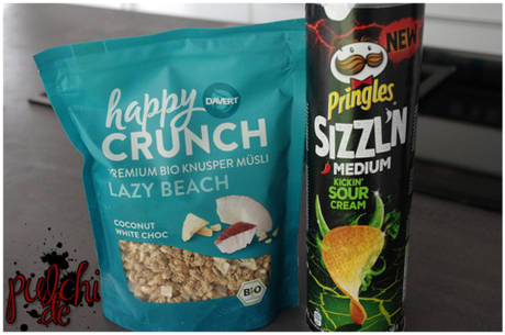Happy Crunch *Lazy Beach* Coconut White Choc || Pringles Sizzl’n Kickin‘ Sour Cream