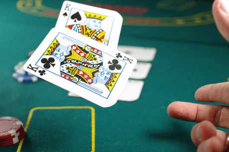 Super-Turbo Poker – Übernehmen schnelle Pokervarianten die Unterhaltungsbranche?
