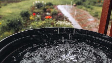Starkregen: 5 zentrale Faktoren zum Schutz von Haus & Garten