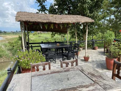 Vorstellung Sapana Village Lodge Chitwan Nationalpark