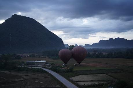 Heißluftballonfahren in Vang Vieng Laos
