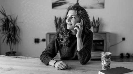 Raum optisch trennen – Teppiche und Möbel helfen dabei