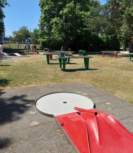 Minigolf in München spielen – die besten Empfehlungen