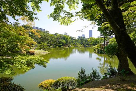 Shukkei-en Garten in Hiroshima – Japanische Gartenkunst