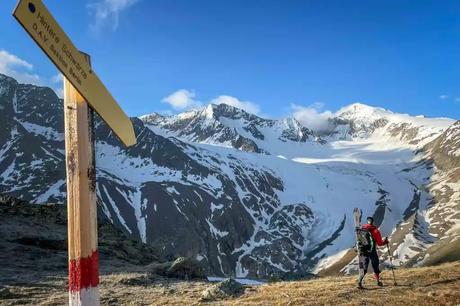 Bike, Ski & Firn: Hintere Schwärze Nordwand (3.624 m)