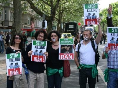 Iran-Flashmob auf dem CSD 2010