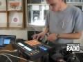 DJ Rafik präsentiert seine Skills an Native Instruments Maschine