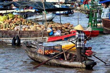 Markttreiben auf dem Wasser: Kultur und Kommerz im Mekong-Delta