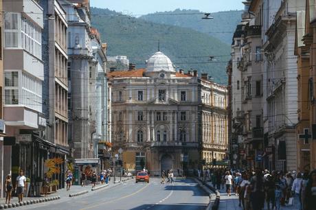 Entdecke Sarajevo die Hauptstadt von Bosnien und Herzegowina