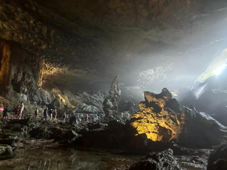 Sung Sot Cave