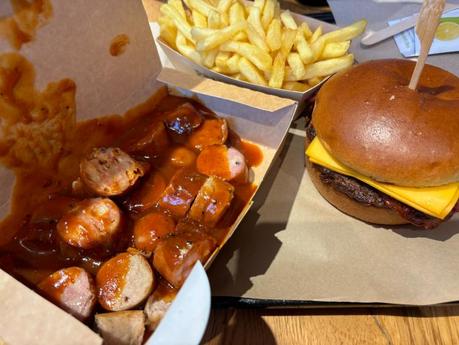 Gute Nacht Wurst – Die nächtliche Currywurst in München