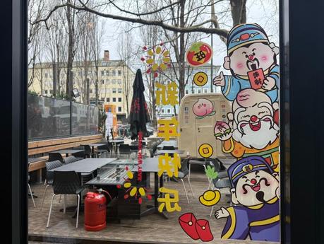 Oma Tan Tan besucht: Authentische Szechuan-Küche in München