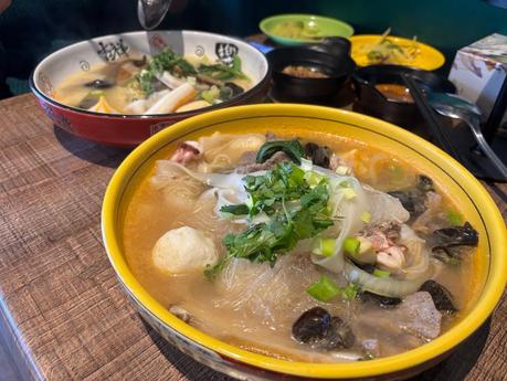 Oma Tan Tan besucht: Authentische Szechuan-Küche in München