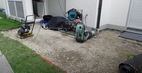 Terrasse mit Keramikplatten verlegen – So geht’s!