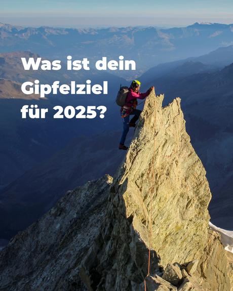 🏔️ Was ist dein Gipfelziel für 2025? 🚩 Auf welchem Berg willst du stehen, welche Tour unbedingt schaffen? Tom und ich haben im Sommer eine Reise nach Peru geplant und werden versuchen, mit dem @davsummitclub den Alpamayo zu besteigen - diese wunderschöne Eispyramide ist einer meiner absoluten Sehnsuchtsgipfel und ich werde euch in den nächsten Monaten ein wenig am Training für die Expedition teilhaben lassen.