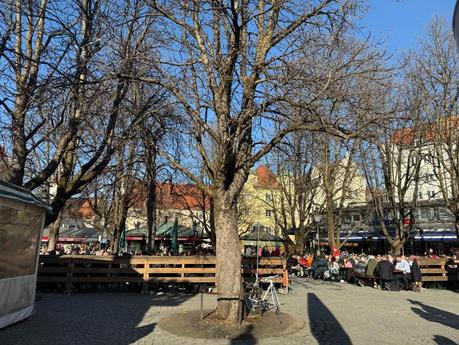 Vom Biergarten bis zur Oper – Stilvolle Kleidung ist in München in den unterschiedlichsten Situationen gefragt