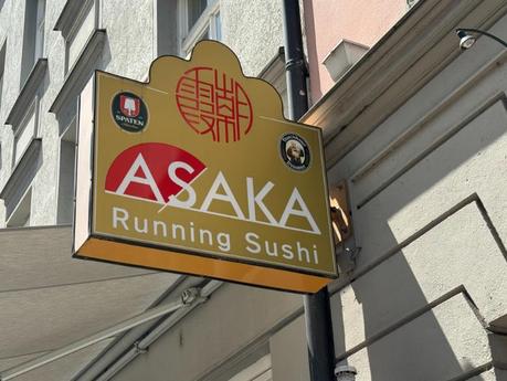 Running Sushi Restaurants in München: Asaka besucht