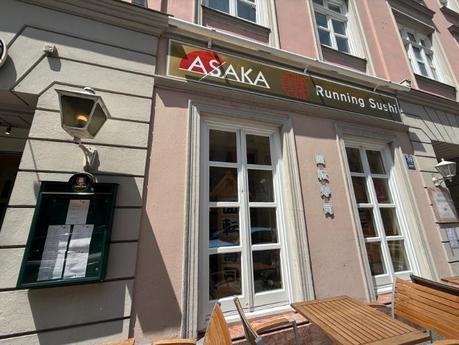 Running Sushi Restaurants in München: Asaka besucht