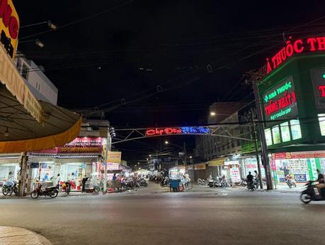 cho dem ben tre