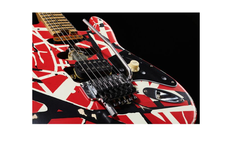 EVH Frankie Striped MN Relic – E-Gitarre für Rockfans