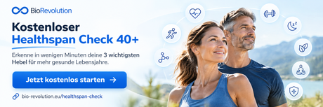 Banner zum kostenlosen Healthspan Check 40+ von BioRevolution mit aktivem Paar und Symbolen für Bewegung, Schlaf, Ernährung, Kraft, Herzgesundheit und Prävention.