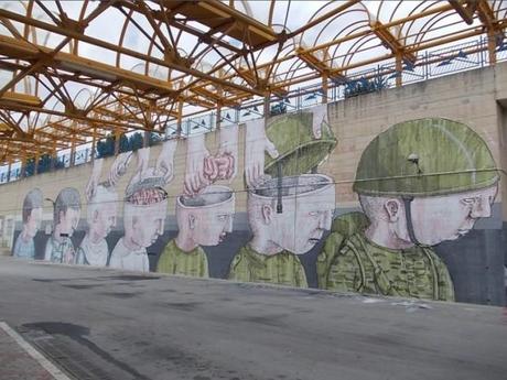 wall of brainless soldiers