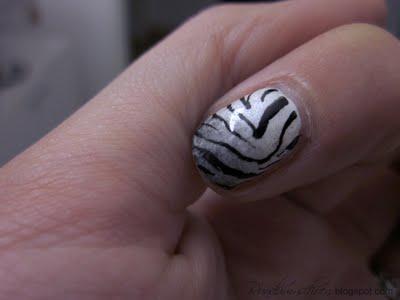 Nails - Dirty Zebra
