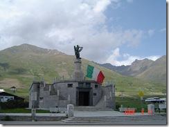 Ein italienisches Kriegsdenkmal (Monumento Ossario)