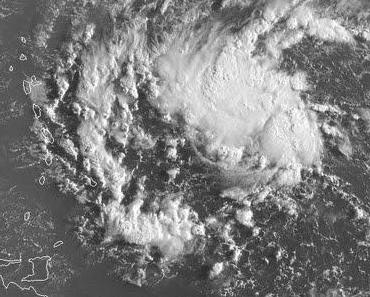 Potentieller Tropischer Sturm IRENE vor Kleinen Antillen und Puerto Rico